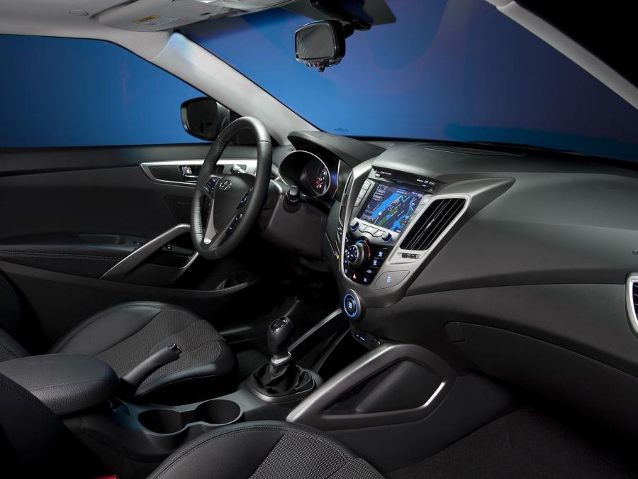  Hyundai Veloster 2011 года  (US) (фото 26 из 30)